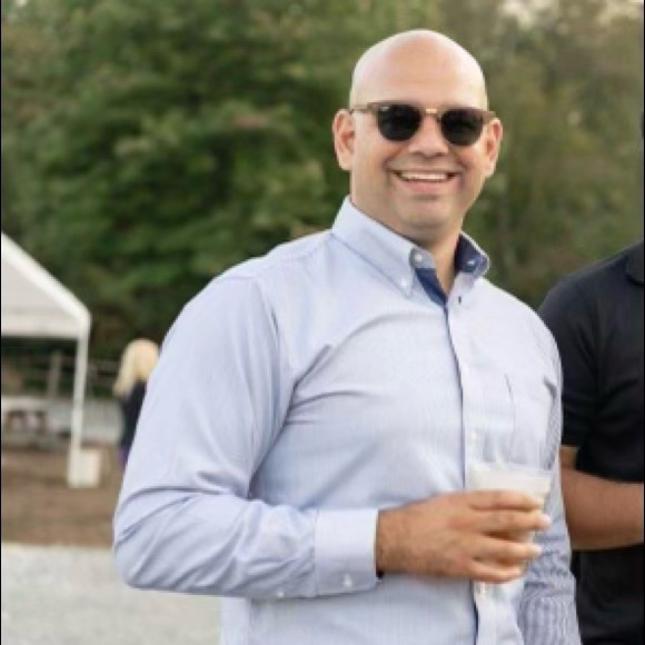 Meet your Posher, Justin - Picture 2 of 4